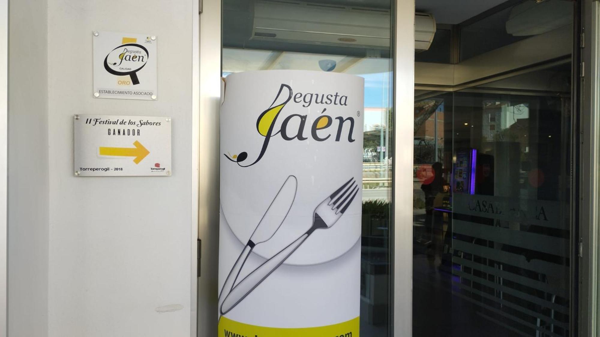 Torreperogil Pension Restaurante Casablanca מראה חיצוני תמונה