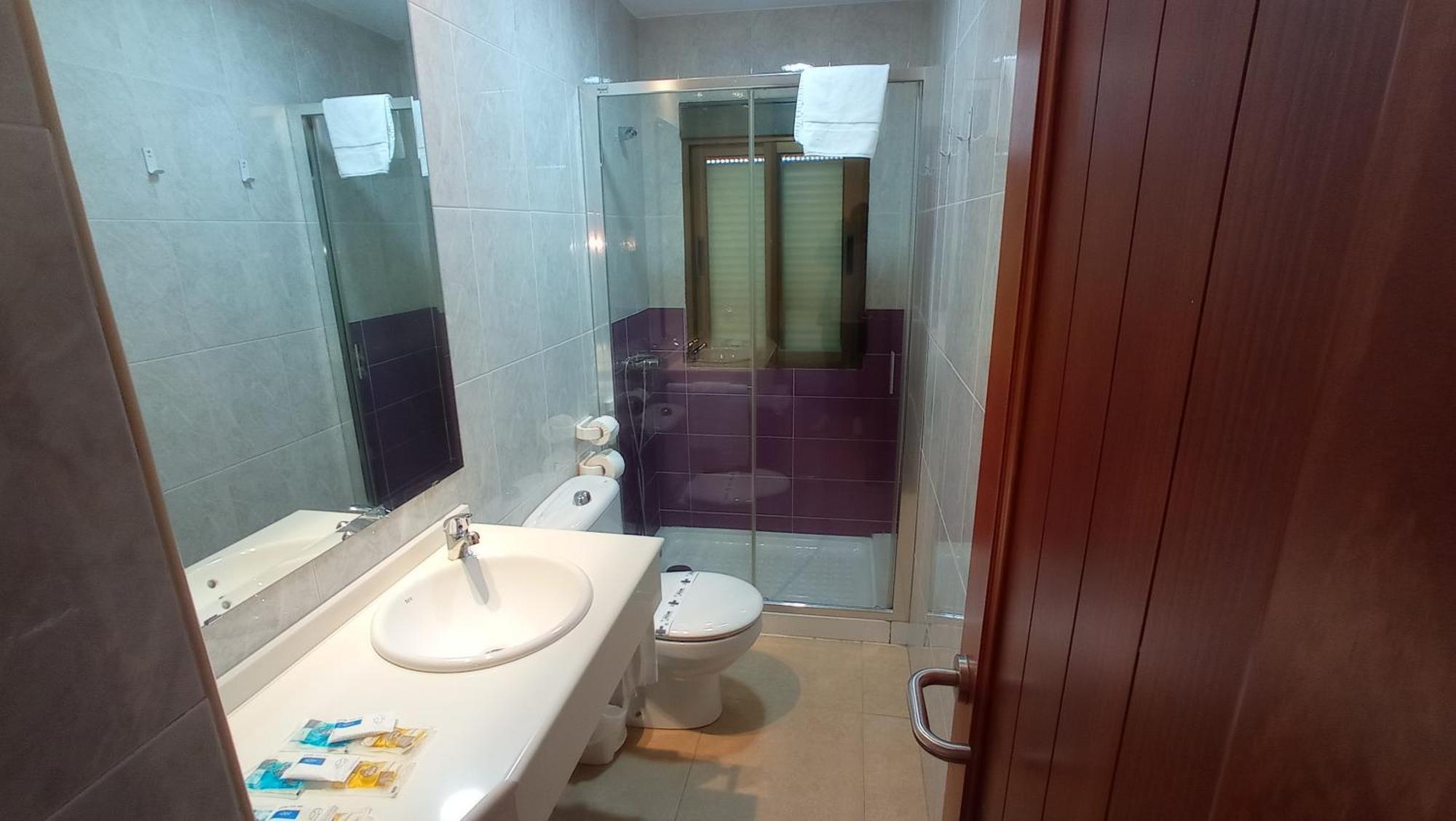 Torreperogil Pension Restaurante Casablanca חדר תמונה