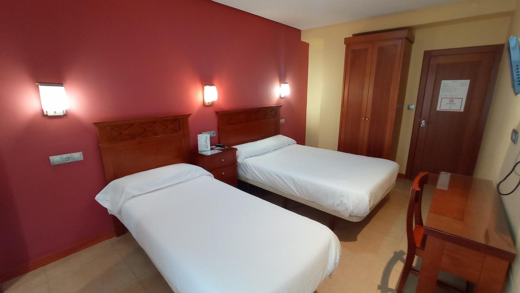 Torreperogil Pension Restaurante Casablanca מראה חיצוני תמונה